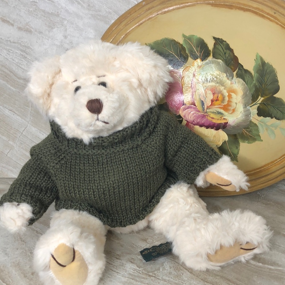 Vintage RUSS Bear “Byron” Fully‎ Jointed with Little Knit Green Sweater